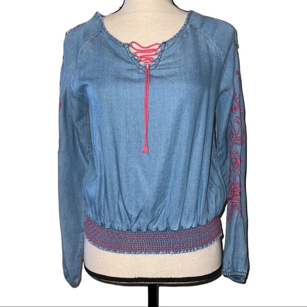 EPIC THREADS juniors XL blouse cut out shoulders long sleeve embroidered floral